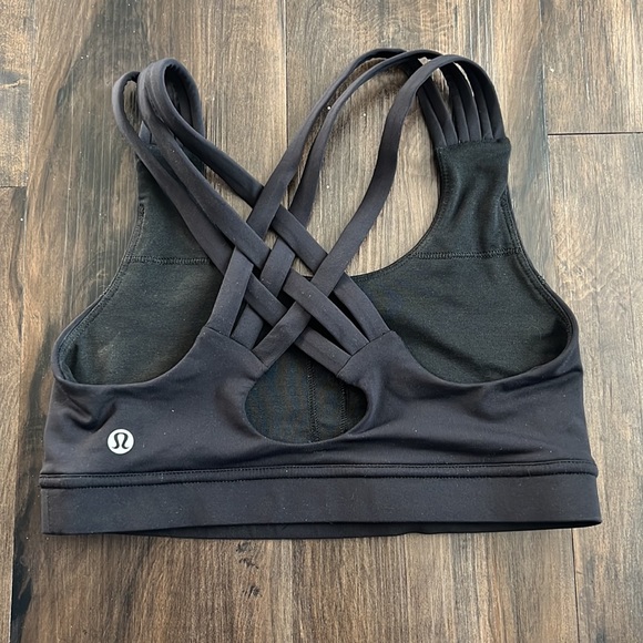 Black lululemon bra - Picture 2 of 2